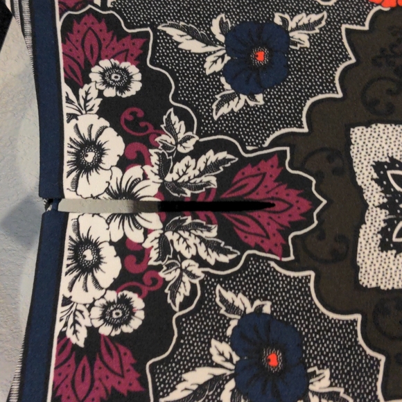 Banana Republic Factory, pattern dress, size 4 - Picture 10 of 11